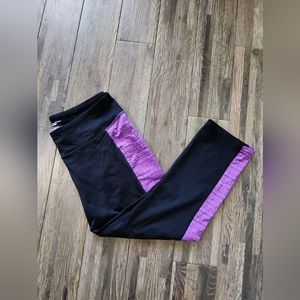 TEK Gear Capri Leggings